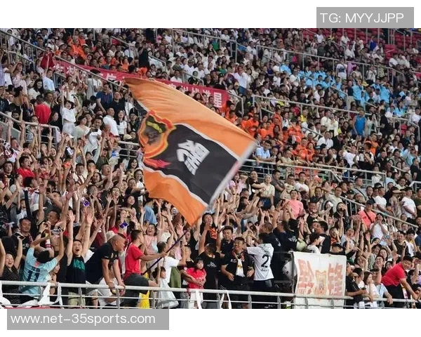 足球赛场的激情与魅力如何点燃观众的热情与期待 足球赛场的激情与魅力如何点燃观众的热情与期待