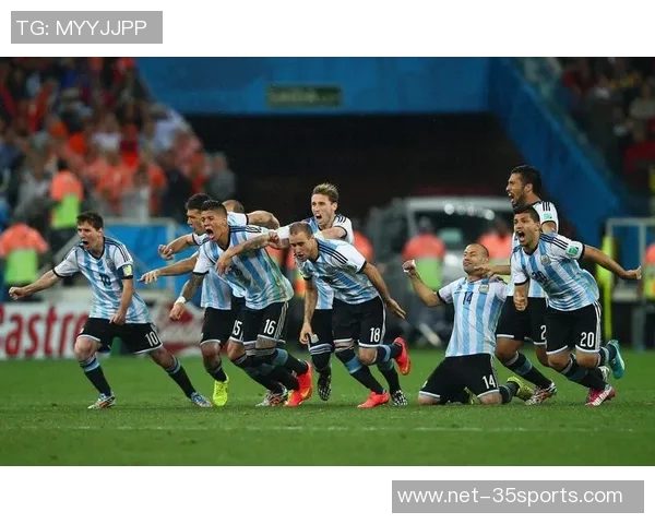 黑白直播足球带你领略激情赛事体验尽享实时精彩瞬间